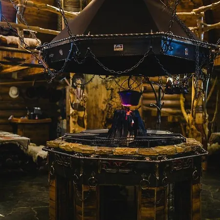 Kolyba Opryshkiv Отель Nizhneye Selishche