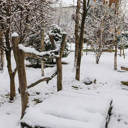 Hotel Kolyba Opryshkiv Nizhneye Selishche
