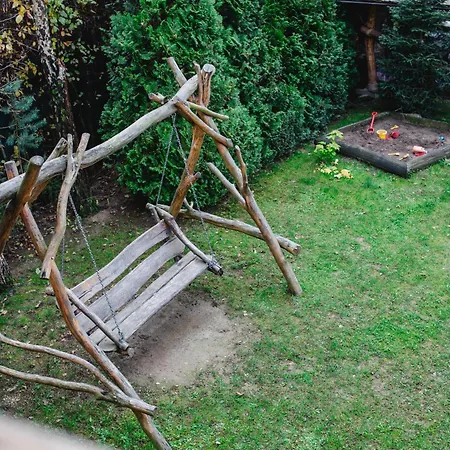 Kolyba Opryshkiv Szálloda