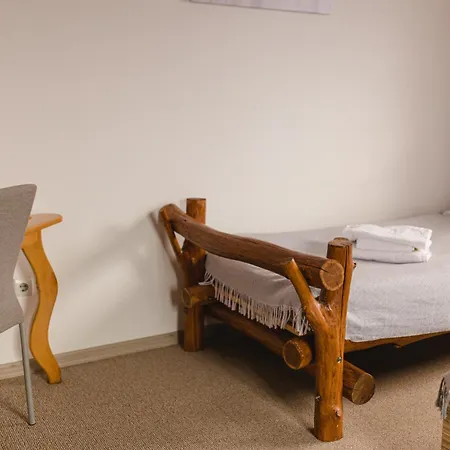 Kolyba Opryshkiv Hotel Nizhneye Selishche