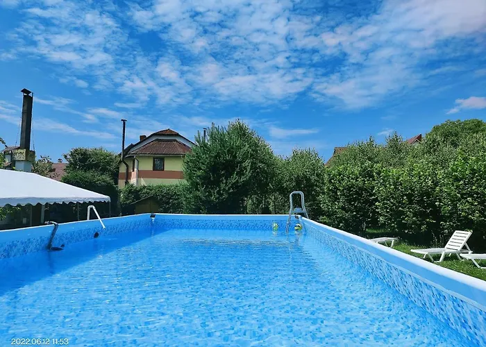 Kolyba Opryshkiv Otel *