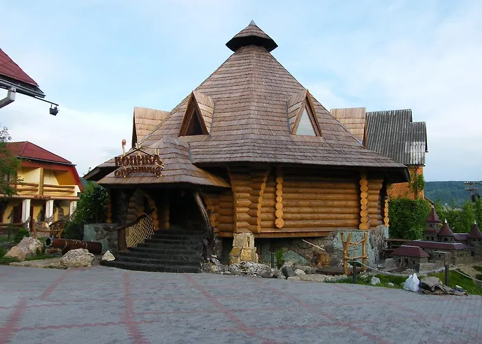 Otel Kolyba Opryshkiv