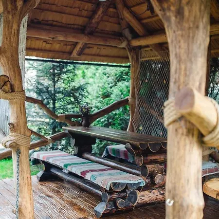 Kolyba Opryshkiv Ξενοδοχείο *