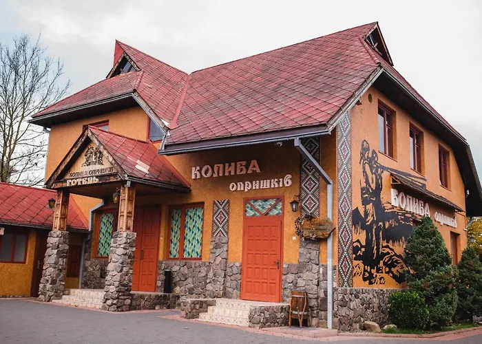 Kolyba Opryshkiv Hotel *